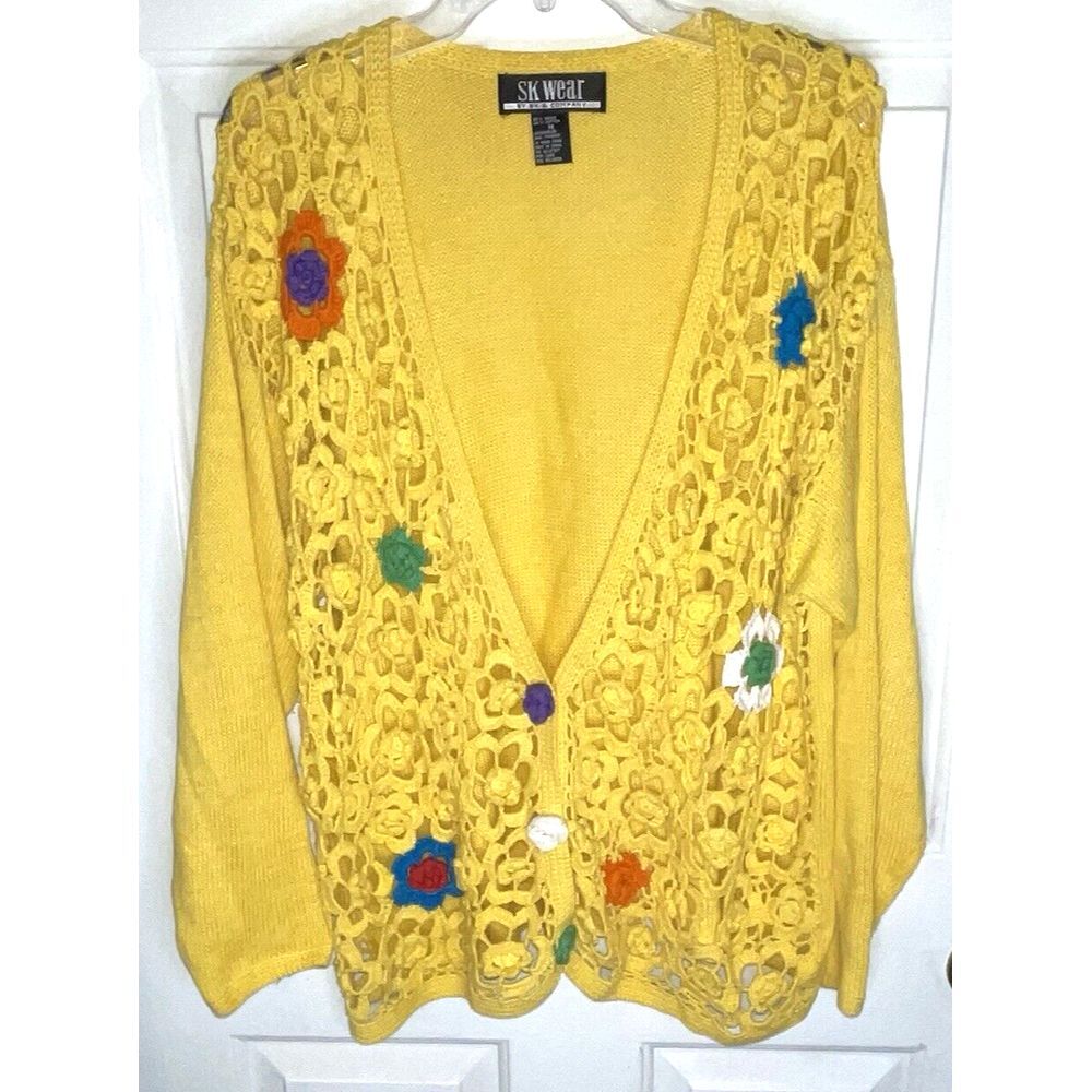 Vintage SK Wear by Sk & Company Flower Knit Cardigan Sweater Medium Afghan